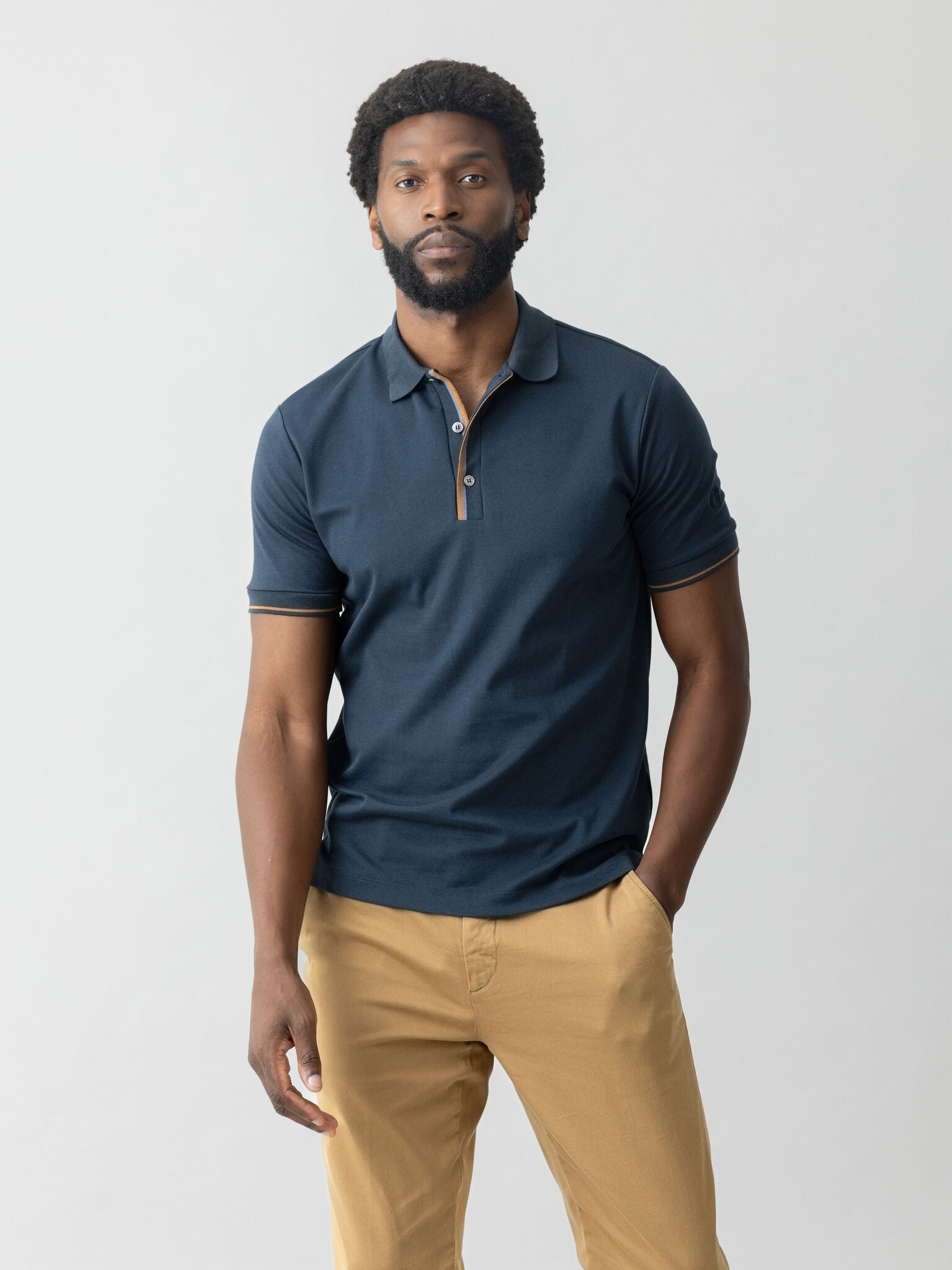 Modelshot / Navy / Detail